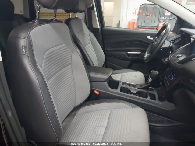 Photo 4 VIN: 1FMCU9GDXHUC41112 - FORD ESCAPE 