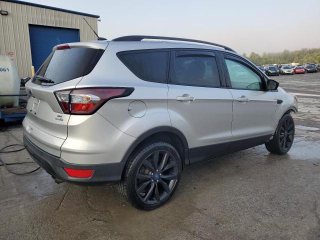 Photo 2 VIN: 1FMCU9GDXHUE88663 - FORD ESCAPE SE 