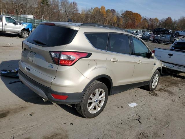 Photo 2 VIN: 1FMCU9GDXJUA01631 - FORD ESCAPE SE 