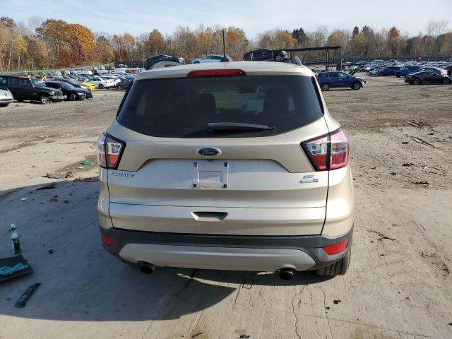 Photo 5 VIN: 1FMCU9GDXJUA01631 - FORD ESCAPE SE 