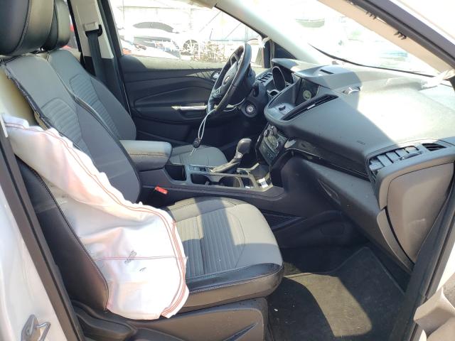 Photo 4 VIN: 1FMCU9GDXJUA30143 - FORD ESCAPE SE 