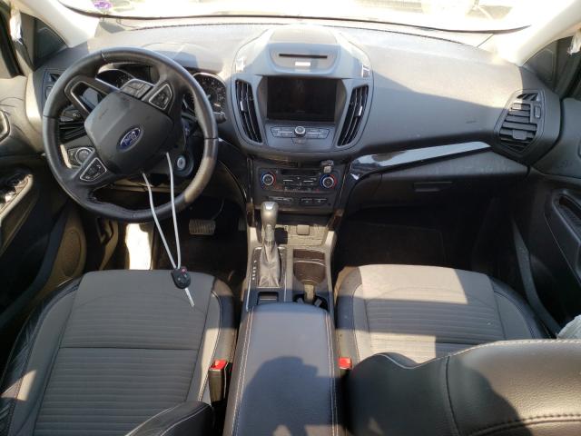 Photo 8 VIN: 1FMCU9GDXJUA30143 - FORD ESCAPE SE 