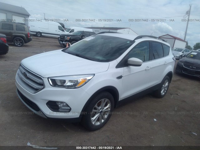 Photo 1 VIN: 1FMCU9GDXJUA43040 - FORD ESCAPE 