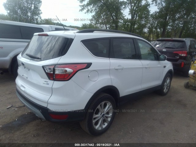 Photo 3 VIN: 1FMCU9GDXJUA43040 - FORD ESCAPE 