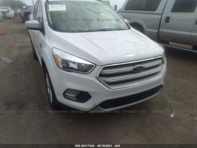 Photo 5 VIN: 1FMCU9GDXJUA43040 - FORD ESCAPE 