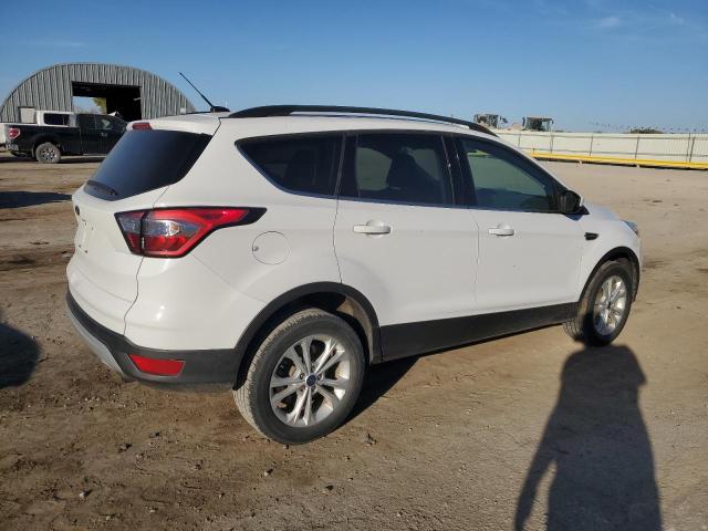 Photo 2 VIN: 1FMCU9GDXJUA58167 - FORD ESCAPE SE 