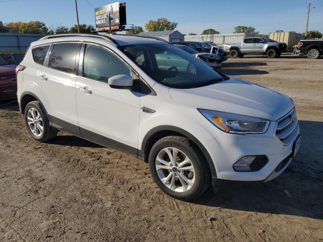 Photo 3 VIN: 1FMCU9GDXJUA58167 - FORD ESCAPE SE 