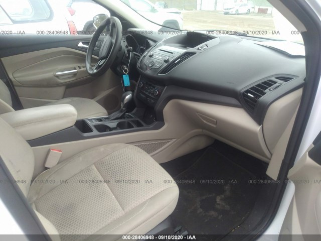 Photo 4 VIN: 1FMCU9GDXJUA63997 - FORD ESCAPE 