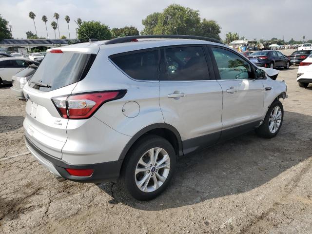 Photo 2 VIN: 1FMCU9GDXJUA74014 - FORD ESCAPE SE 