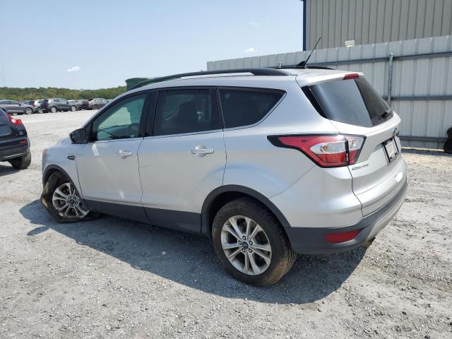 Photo 1 VIN: 1FMCU9GDXJUB55000 - FORD ESCAPE SE 