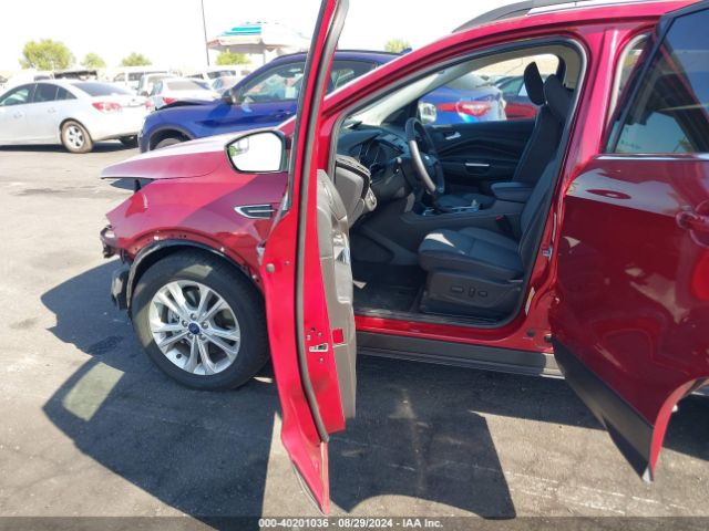 Photo 4 VIN: 1FMCU9GDXJUB55126 - FORD ESCAPE 