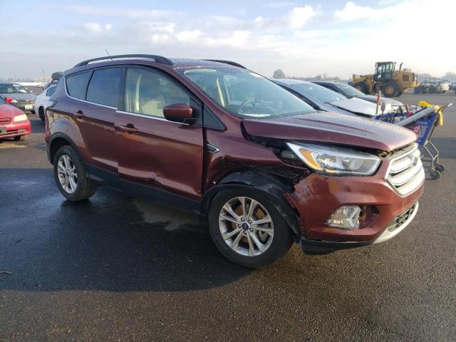 Photo 3 VIN: 1FMCU9GDXJUB75831 - FORD ESCAPE SE 