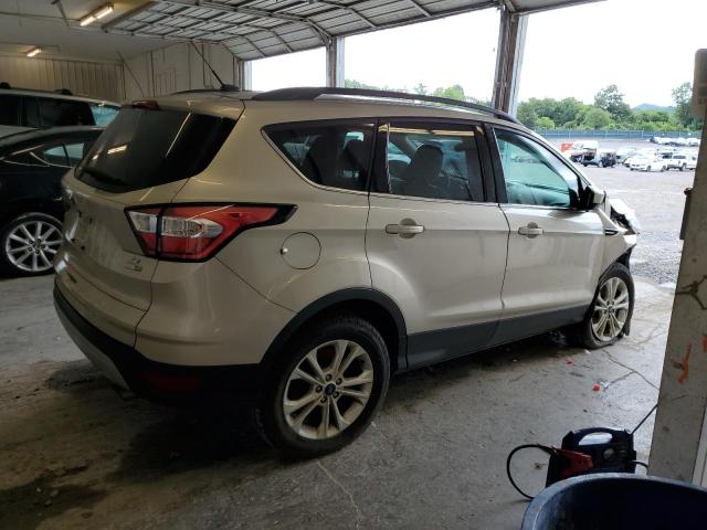 Photo 2 VIN: 1FMCU9GDXJUB96212 - FORD ESCAPE SE 