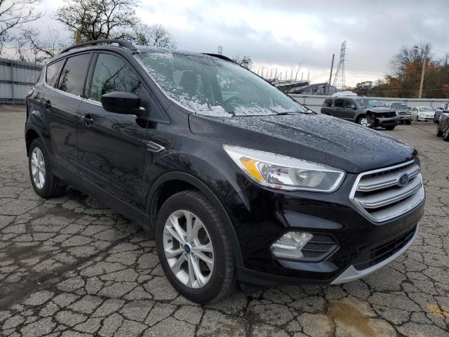 Photo 3 VIN: 1FMCU9GDXJUD13402 - FORD ESCAPE SE 