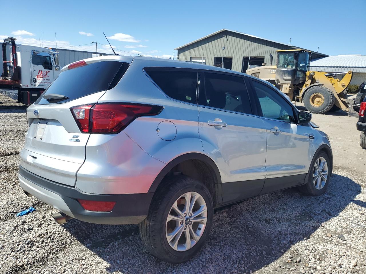 Photo 2 VIN: 1FMCU9GDXKUB66967 - FORD ESCAPE 