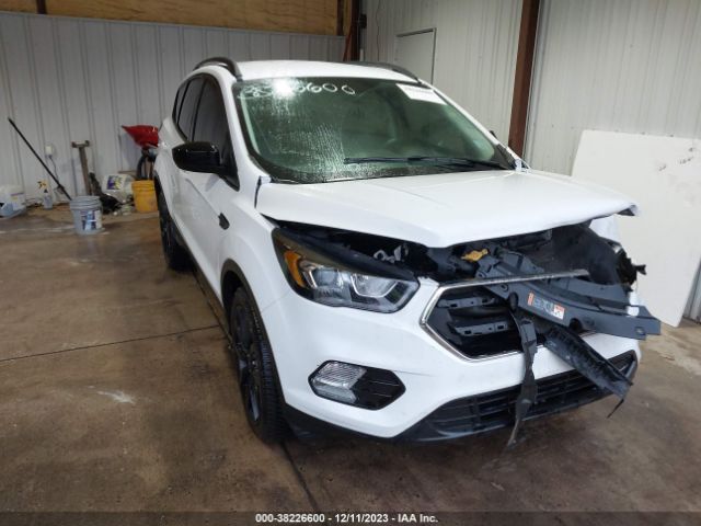 Photo 0 VIN: 1FMCU9GDXKUB80352 - FORD ESCAPE 