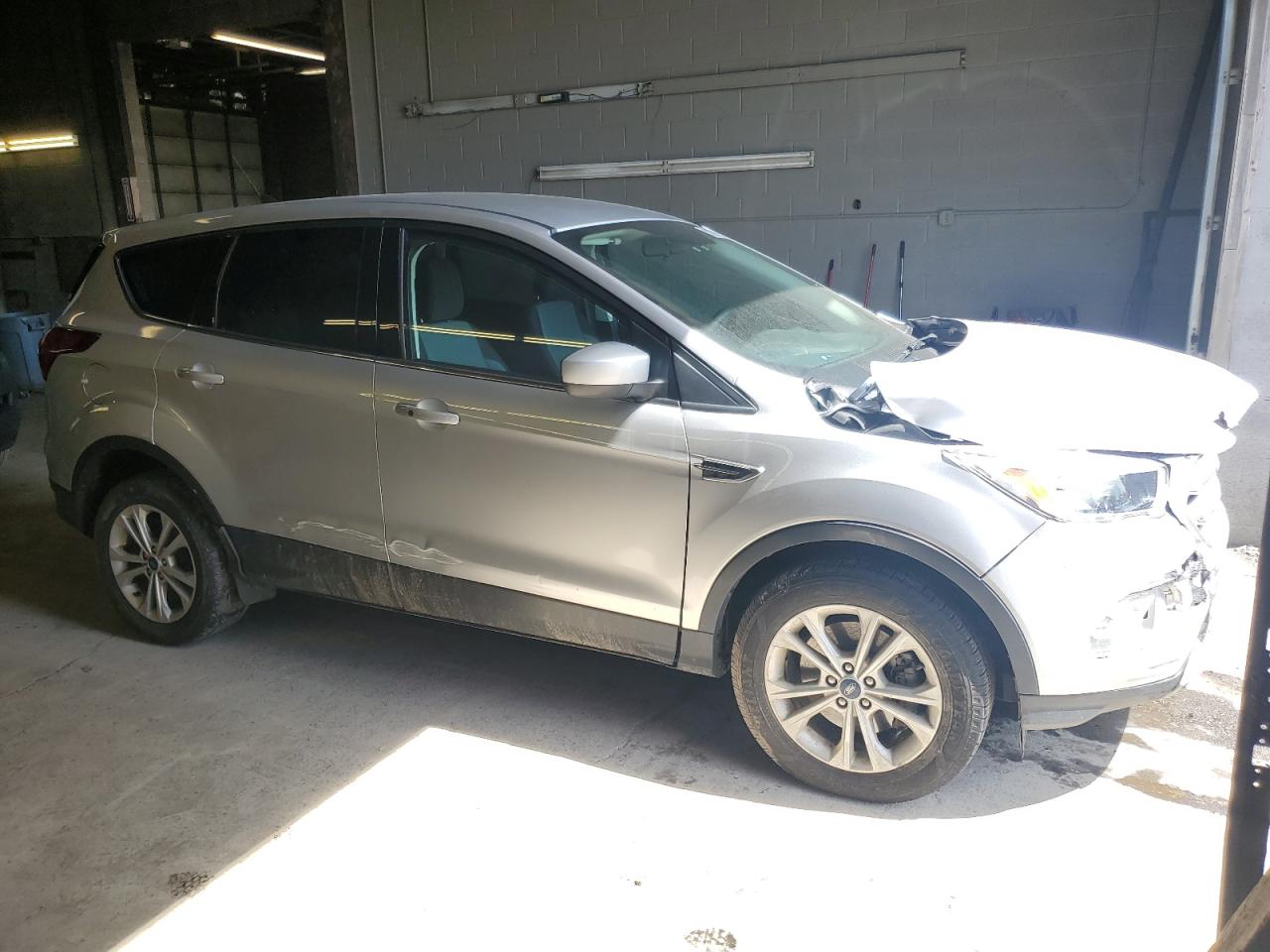 Photo 3 VIN: 1FMCU9GDXKUC22678 - FORD ESCAPE 