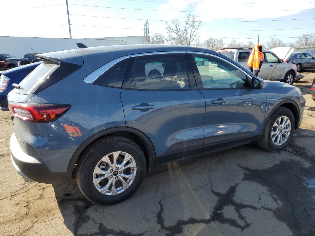 Photo 2 VIN: 1FMCU9GN6PUB01677 - FORD FOCUS 