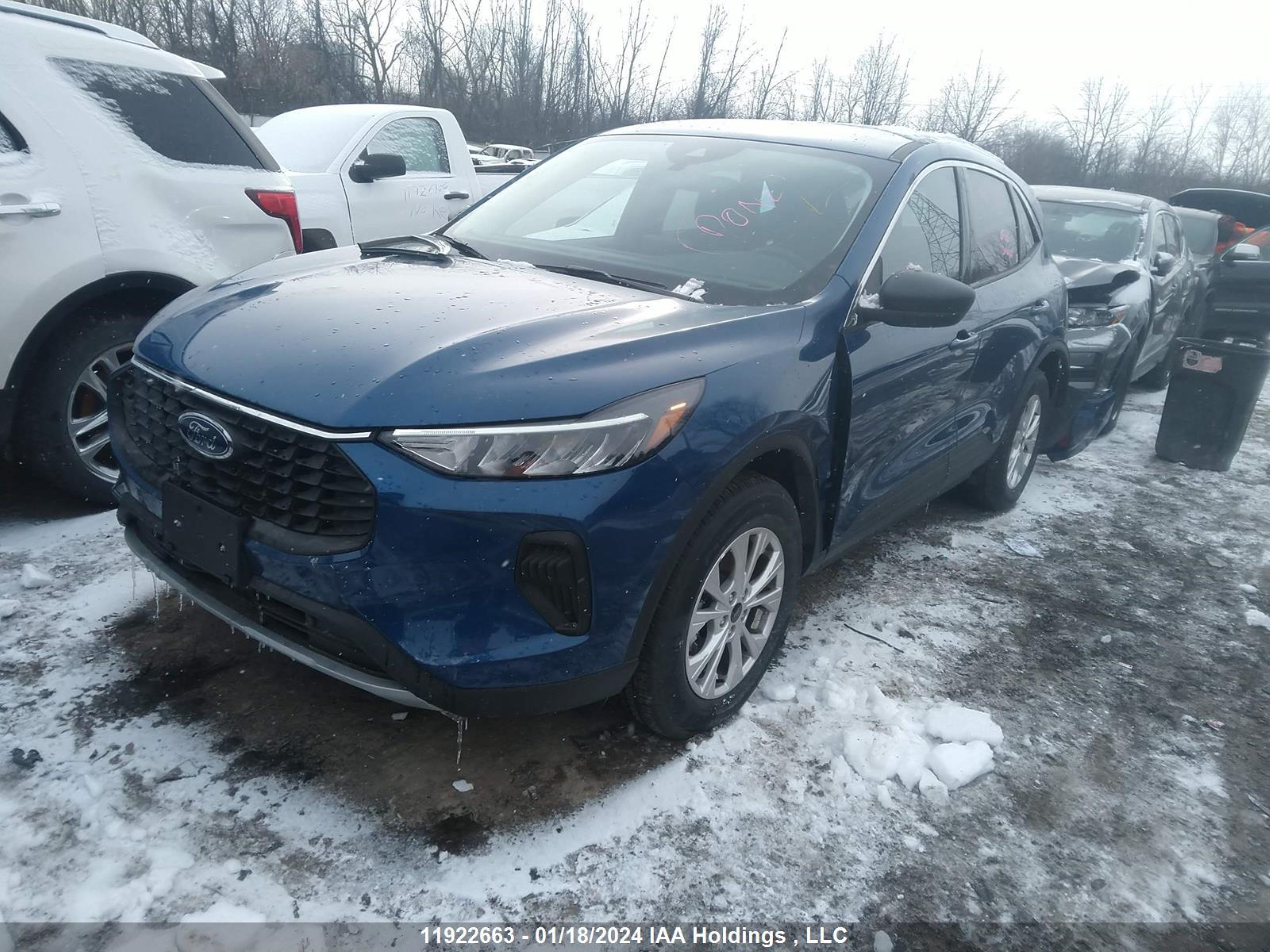 Photo 1 VIN: 1FMCU9GN9PUA22147 - FORD ESCAPE 