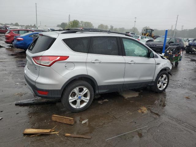 Photo 2 VIN: 1FMCU9GX0DUC66301 - FORD ESCAPE SE 