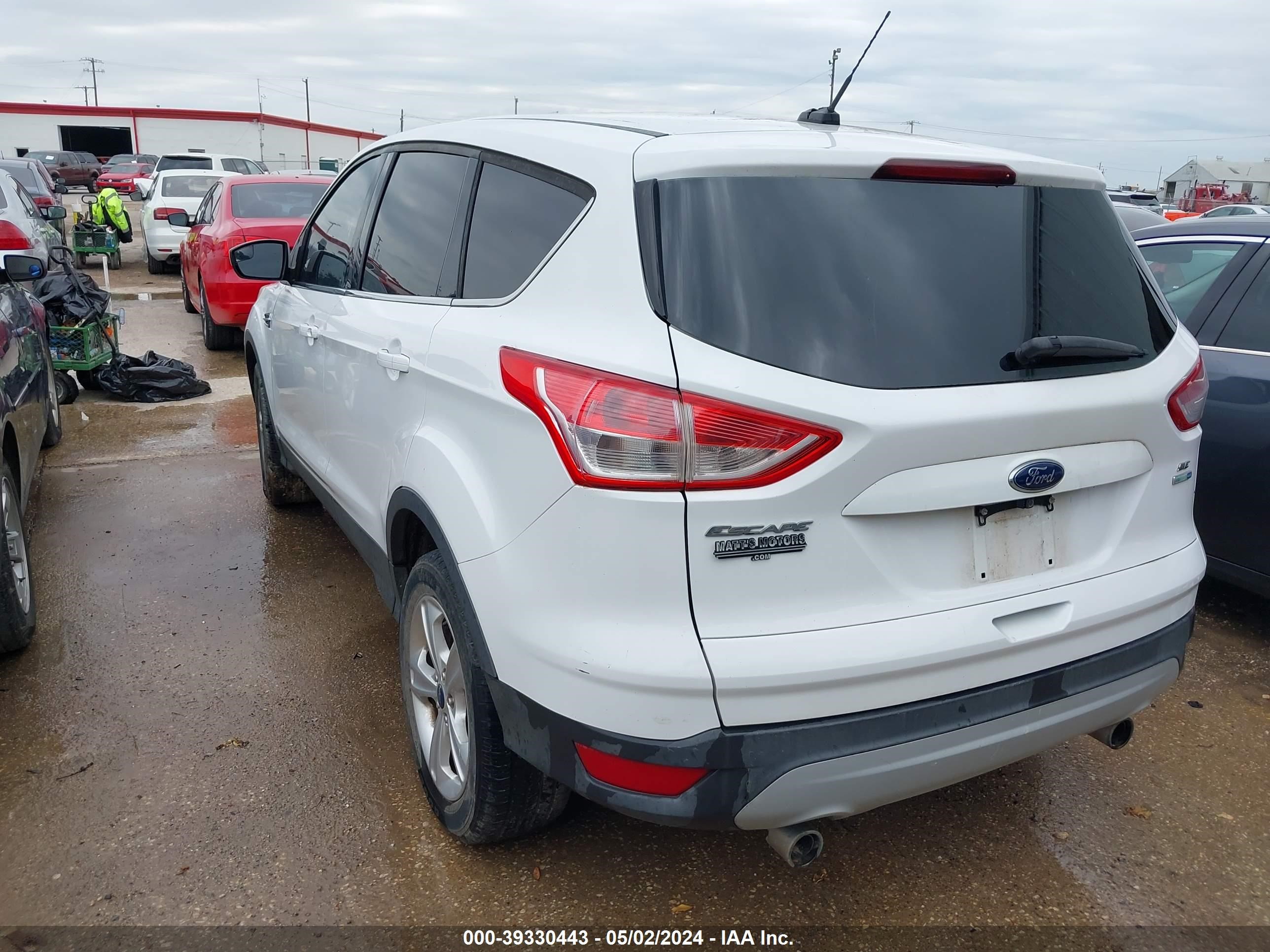 Photo 2 VIN: 1FMCU9GX0DUD25007 - FORD ESCAPE 