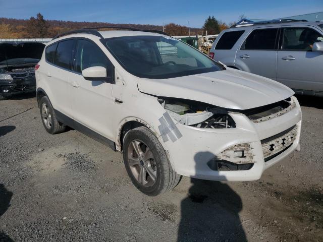 Photo 3 VIN: 1FMCU9GX0EUE32186 - FORD ESCAPE 