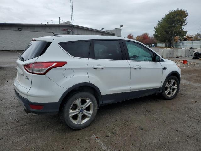 Photo 2 VIN: 1FMCU9GX0FUB04381 - FORD ESCAPE 