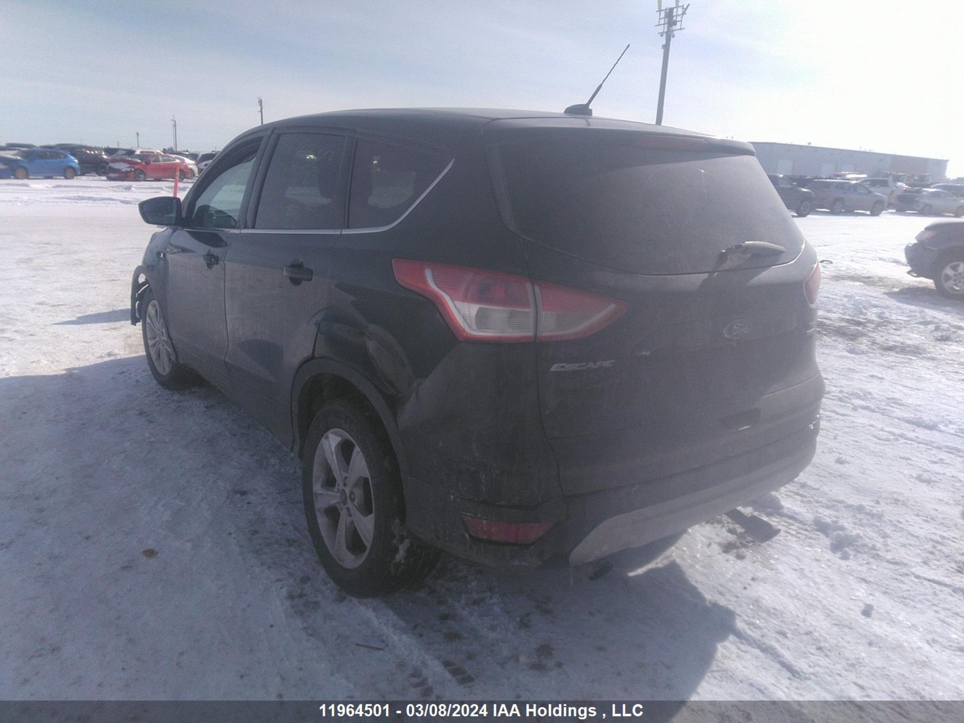 Photo 2 VIN: 1FMCU9GX0GUA33720 - FORD ESCAPE 