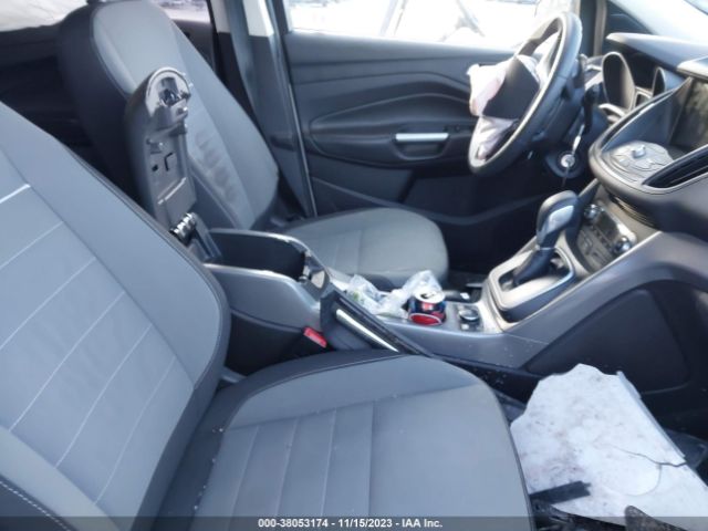 Photo 4 VIN: 1FMCU9GX1DUC74617 - FORD ESCAPE 