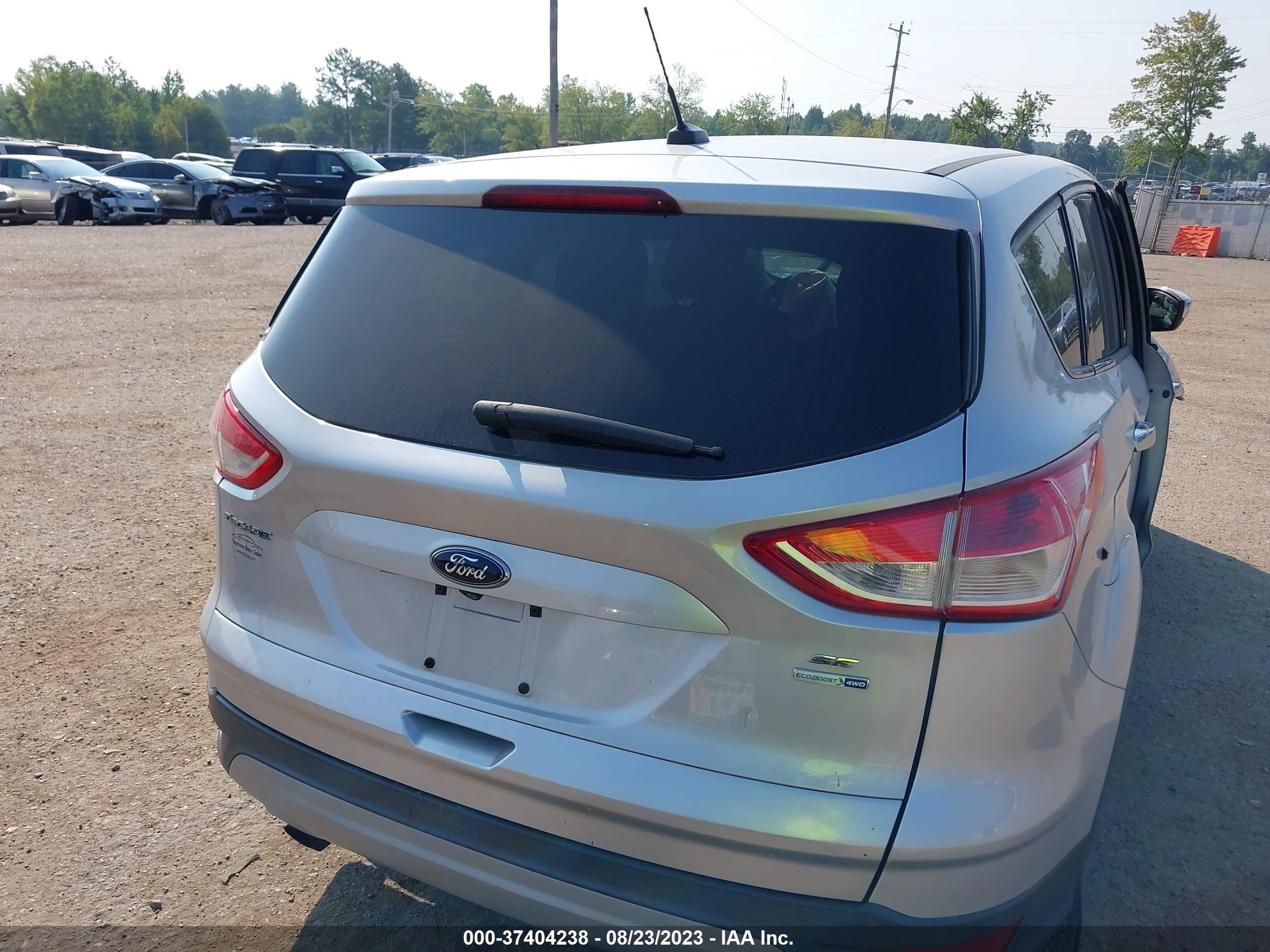 Photo 14 VIN: 1FMCU9GX1EUC10207 - FORD ESCAPE 