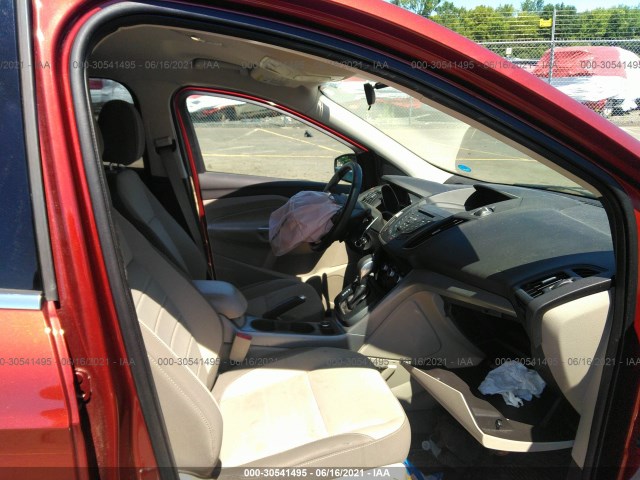 Photo 4 VIN: 1FMCU9GX1EUE31564 - FORD ESCAPE 