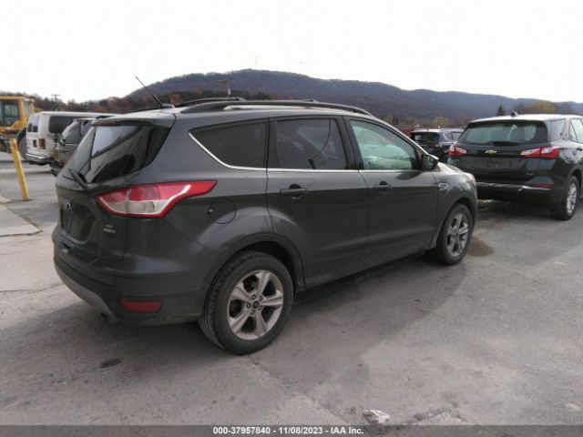 Photo 3 VIN: 1FMCU9GX1FUA35992 - FORD ESCAPE 