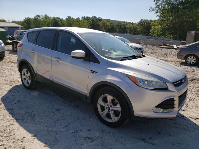 Photo 3 VIN: 1FMCU9GX1FUA72279 - FORD ESCAPE SE 