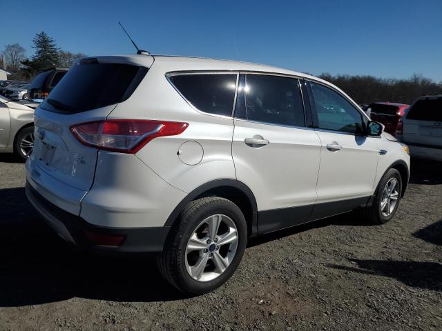 Photo 2 VIN: 1FMCU9GX1FUC45329 - FORD ESCAPE 