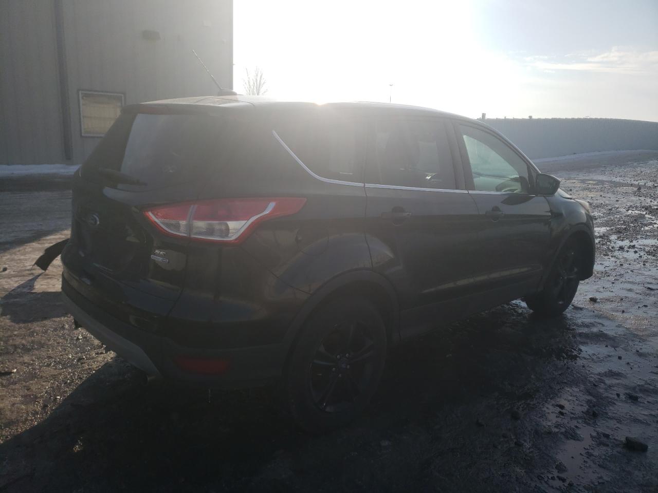 Photo 2 VIN: 1FMCU9GX2DUA33245 - FORD ESCAPE 