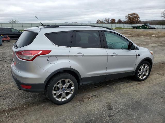 Photo 2 VIN: 1FMCU9GX2EUA07942 - FORD ESCAPE SE 