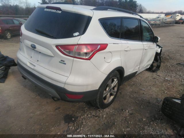 Photo 3 VIN: 1FMCU9GX2EUA49737 - FORD ESCAPE 