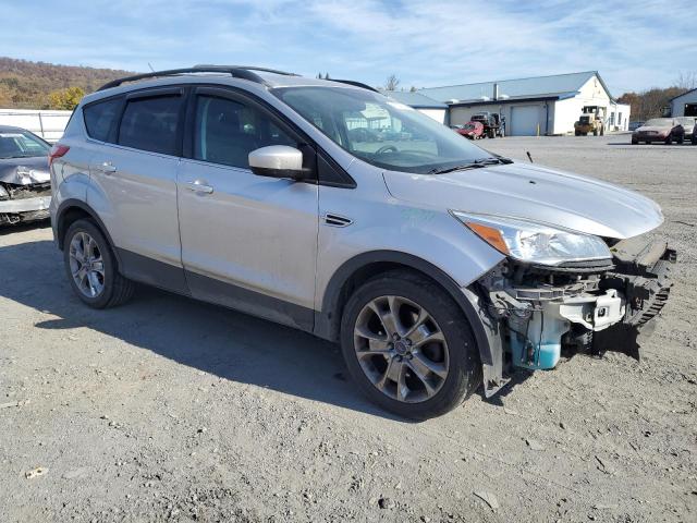 Photo 3 VIN: 1FMCU9GX2EUC63997 - FORD ESCAPE SE 