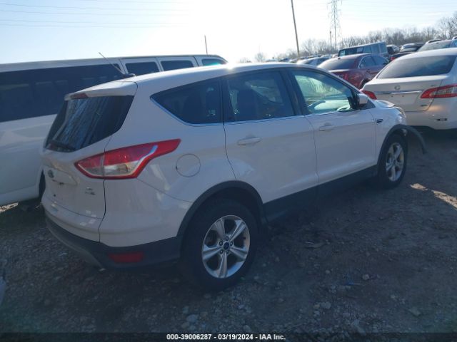 Photo 3 VIN: 1FMCU9GX2FUA51487 - FORD ESCAPE 