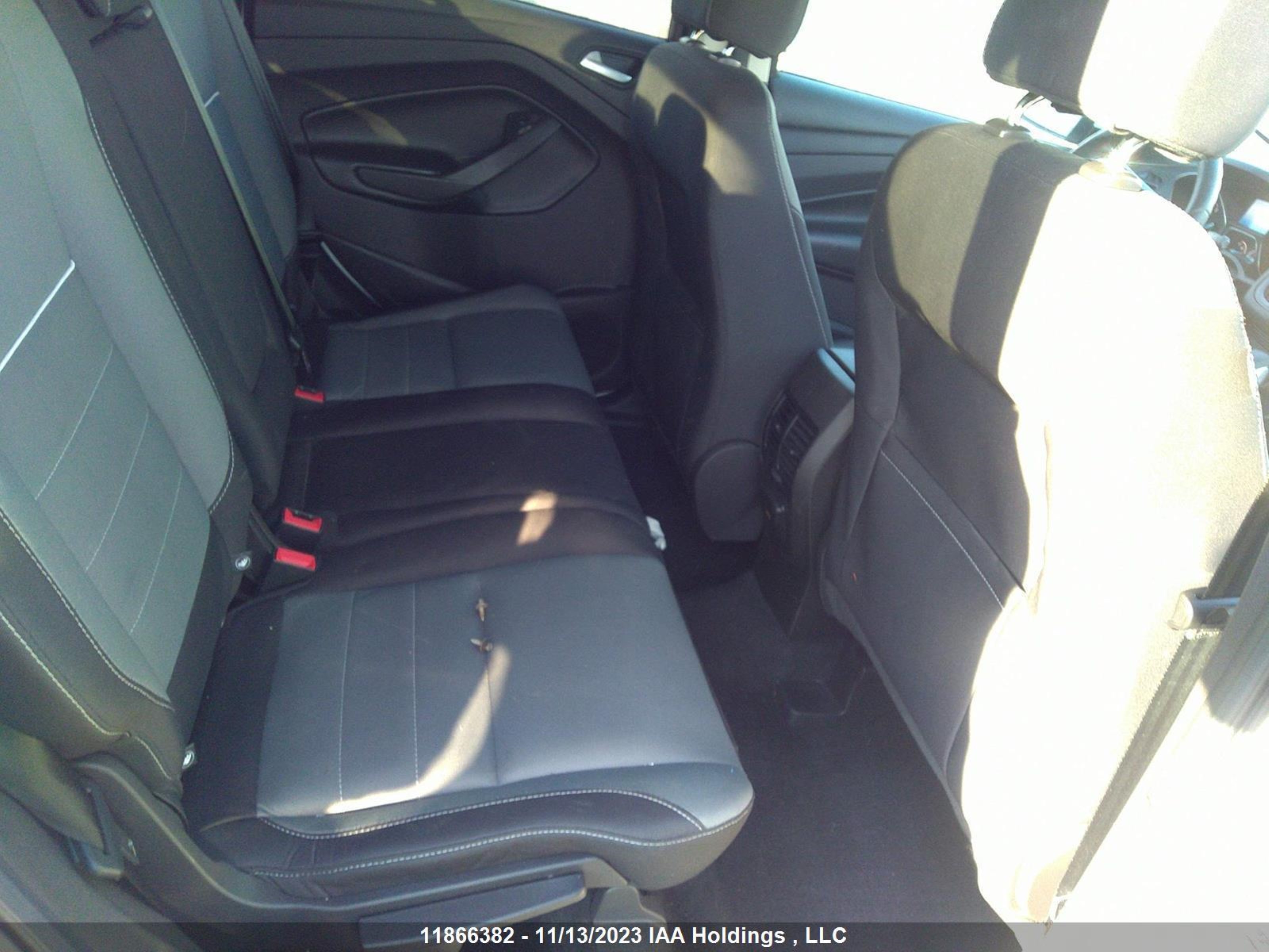 Photo 7 VIN: 1FMCU9GX2FUB83455 - FORD ESCAPE 