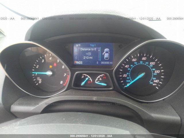 Photo 6 VIN: 1FMCU9GX2FUC22402 - FORD ESCAPE 