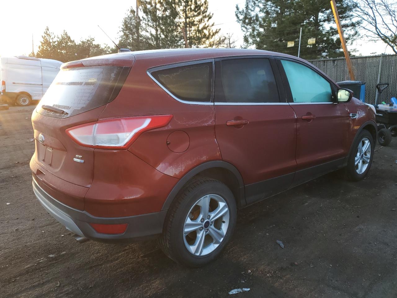 Photo 3 VIN: 1FMCU9GX2GUA32987 - FORD ESCAPE 