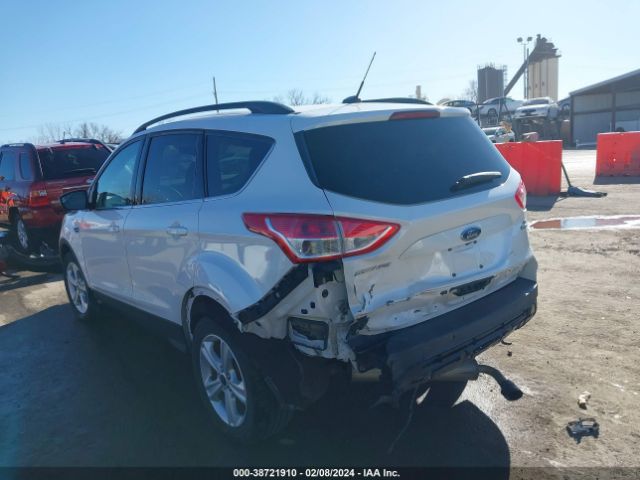 Photo 2 VIN: 1FMCU9GX2GUB37366 - FORD ESCAPE 