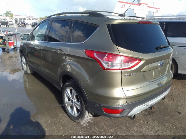 Photo 2 VIN: 1FMCU9GX3DUB63180 - FORD ESCAPE 