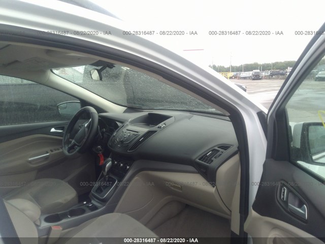 Photo 4 VIN: 1FMCU9GX3DUD90580 - FORD ESCAPE 