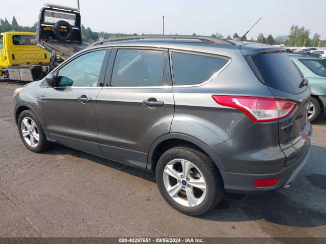 Photo 2 VIN: 1FMCU9GX3FUB50108 - FORD ESCAPE 