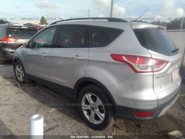 Photo 2 VIN: 1FMCU9GX3GUB50045 - FORD ESCAPE 