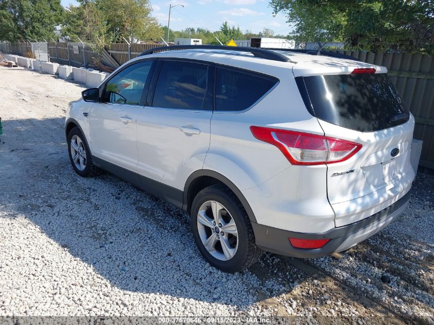 Photo 2 VIN: 1FMCU9GX4EUD30017 - FORD ESCAPE 