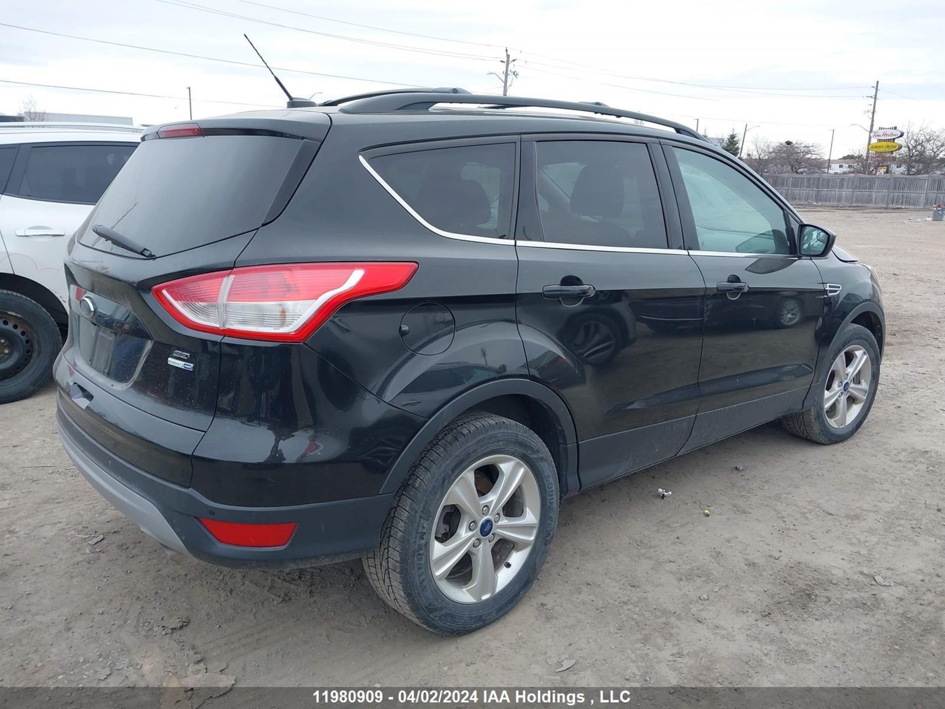 Photo 3 VIN: 1FMCU9GX4FUB51283 - FORD ESCAPE 