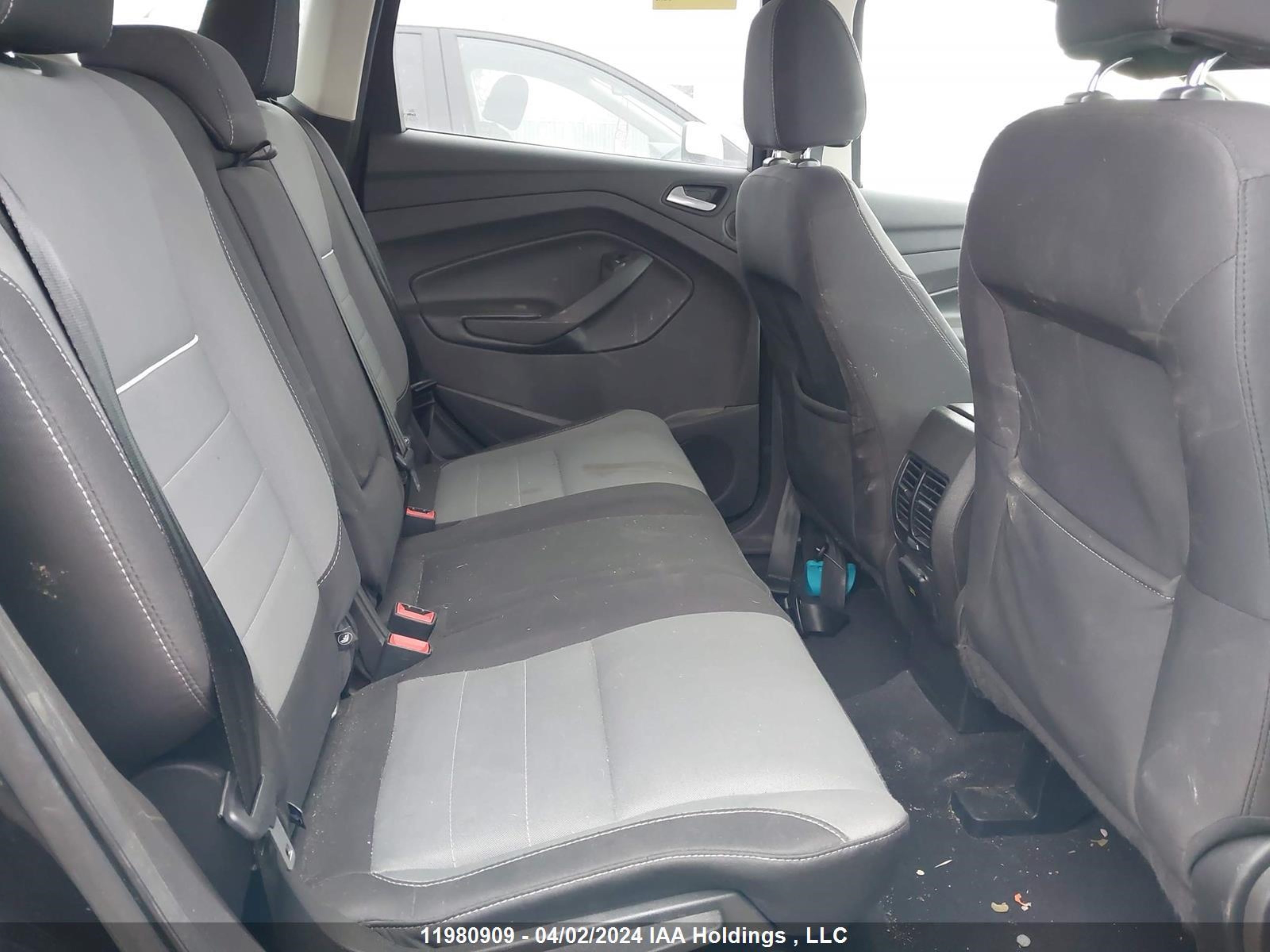 Photo 7 VIN: 1FMCU9GX4FUB51283 - FORD ESCAPE 